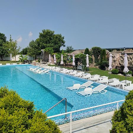 "Poseidon" Centar Apart otel Stari Banovci Dış mekan fotoğraf